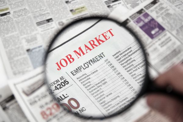Canadian job market may be weakening!