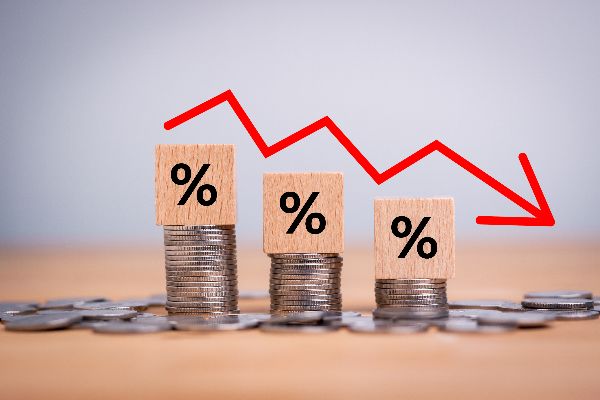 Canadian Inflation Dips to 3.8% Keeping BoC On The Sidelines
